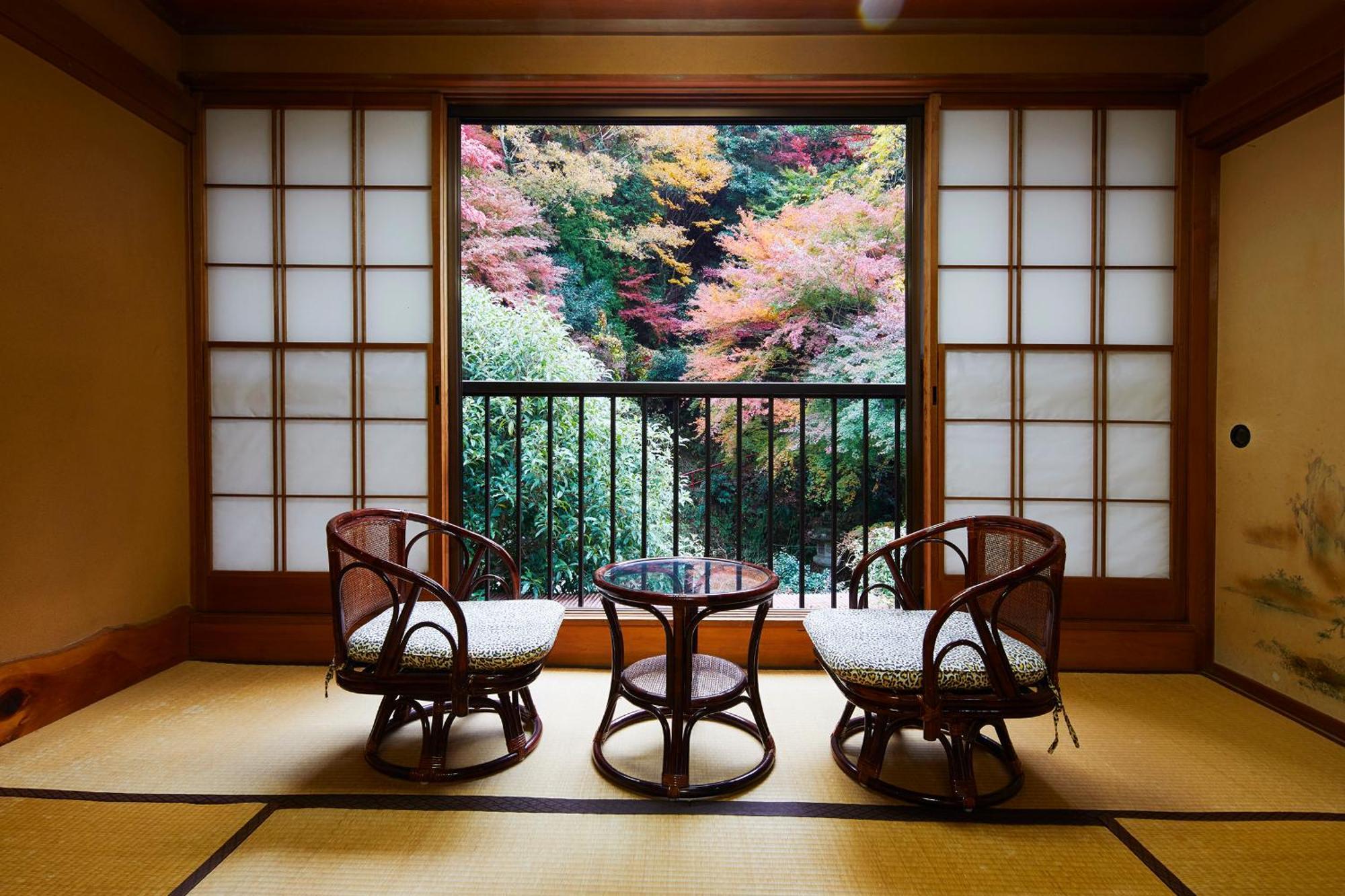 Отель Togakubo Isehara Экстерьер фото